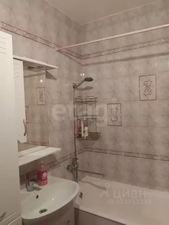 2-к кв. Калужская область, Калуга ул. Маяковского, 68 (68.6 м) - Фото 1