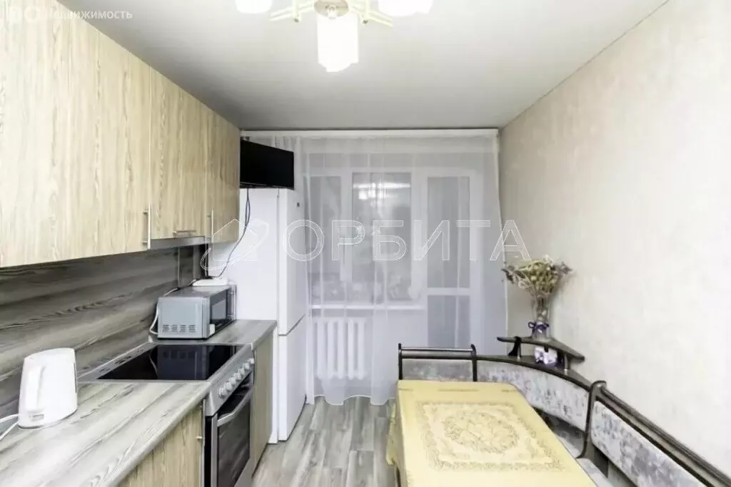 2-комнатная квартира: Тюмень, Холодильная улица, 15 (47.3 м) - Фото 2
