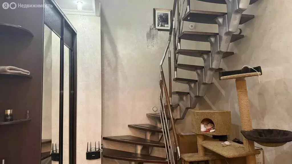 3-комнатная квартира: Тюмень, улица Ю.-Р.Г. Эрвье, 24к2 (88 м) - Фото 1