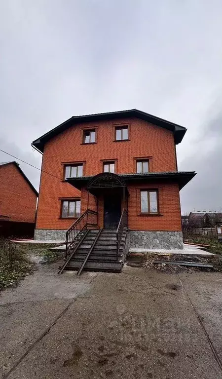 Коттедж в Татарстан, Казань просп. Победы, 2 (600 м) - Фото 1