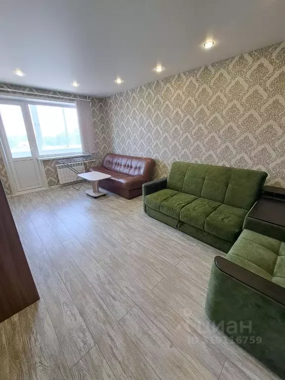 2-к кв. Саратовская область, Балаково ул. Гагарина, 38 (53.2 м) - Фото 0