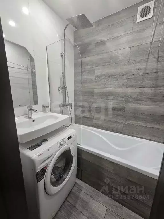 Студия Иркутская область, Ангарск 30-й мкр, 33 (34.0 м) - Фото 1