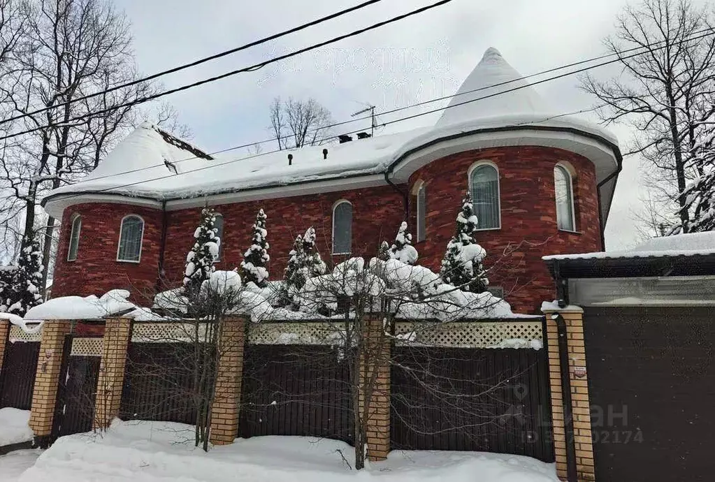 Коттедж, 357 м - Фото 1