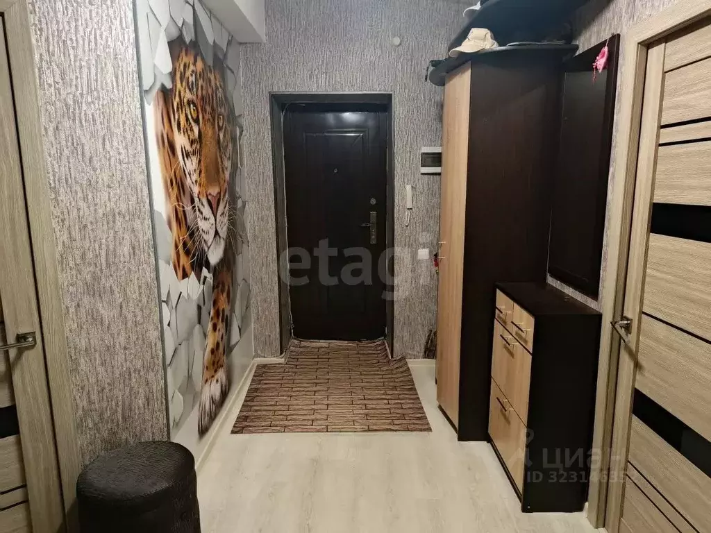 3-к кв. Сахалинская область, Тымовское пгт ул. Первомайская, 20 (72.0 ... - Фото 1