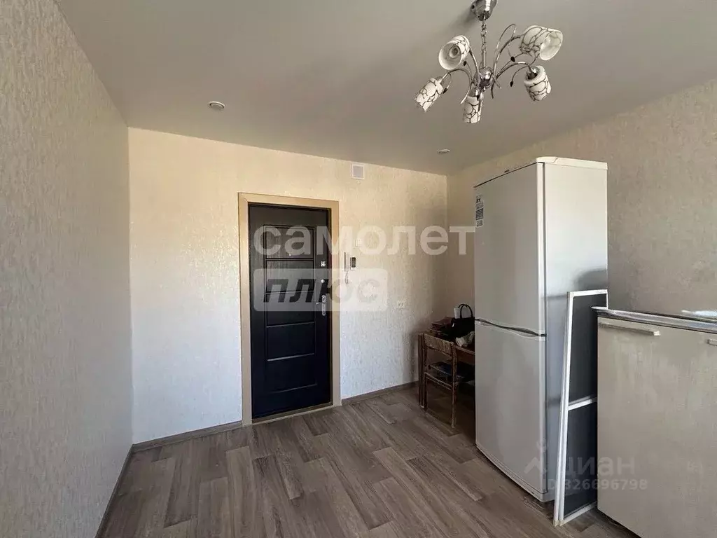 Комната Воронежская область, Воронеж ул. Молодогвардейцев, 15 (13.0 м) - Фото 2