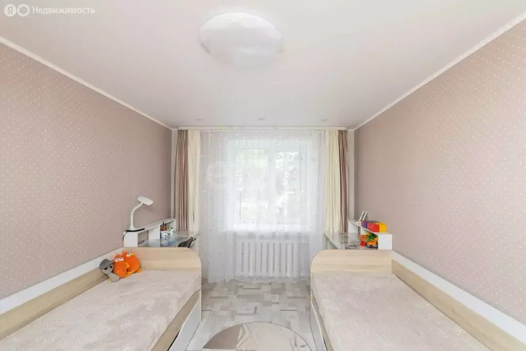3-комнатная квартира: Ишим, улица Республики, 76 (61.8 м) - Фото 1