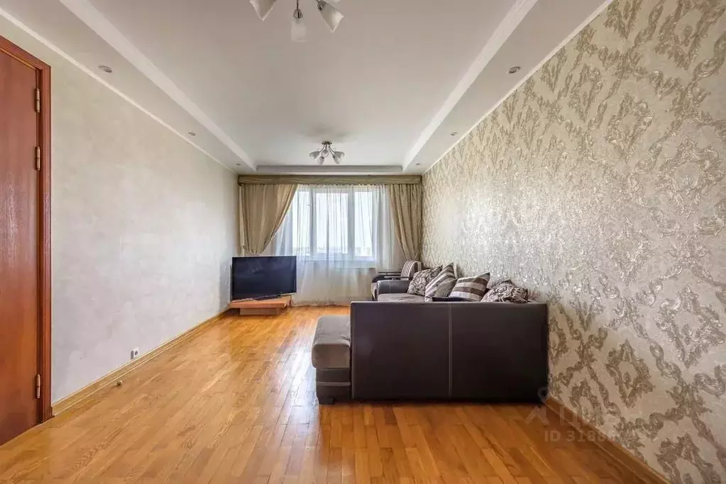 3-к кв. Москва Никулинская ул., 27К2 (81.0 м) - Фото 0