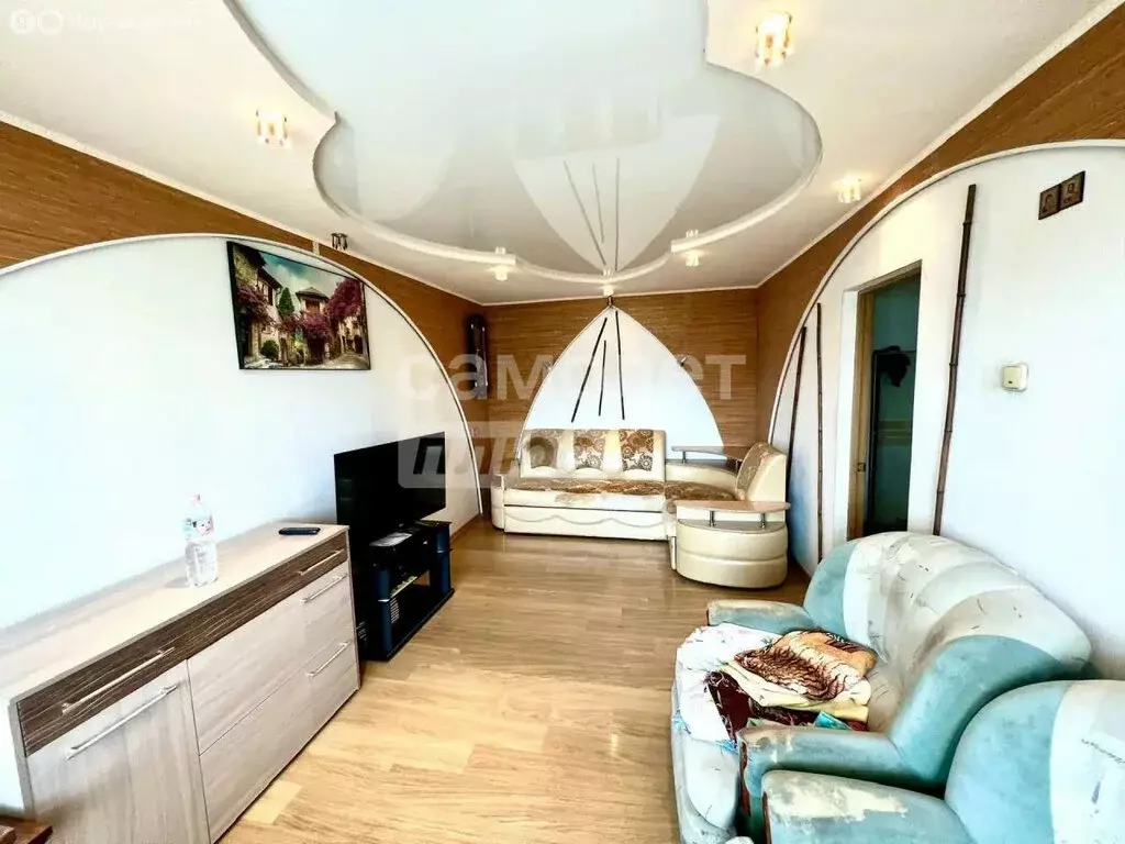 2-комнатная квартира: Комсомольск-на-Амуре, Водонасосная улица, 1к3 ... - Фото 1