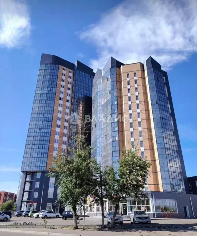 2-к кв. Бурятия, Улан-Удэ просп. 50-летия Октября, 2/1 (76.9 м) - Фото 1