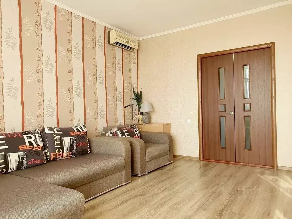 2-к кв. Крым, Феодосия ул. Грина, 35к2 (57.1 м) - Фото 2