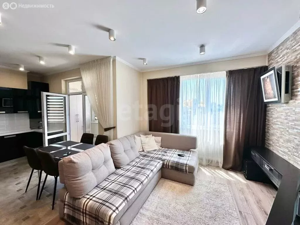 1-комнатная квартира: Симферополь, Камская улица, 31 (54.4 м) - Фото 1