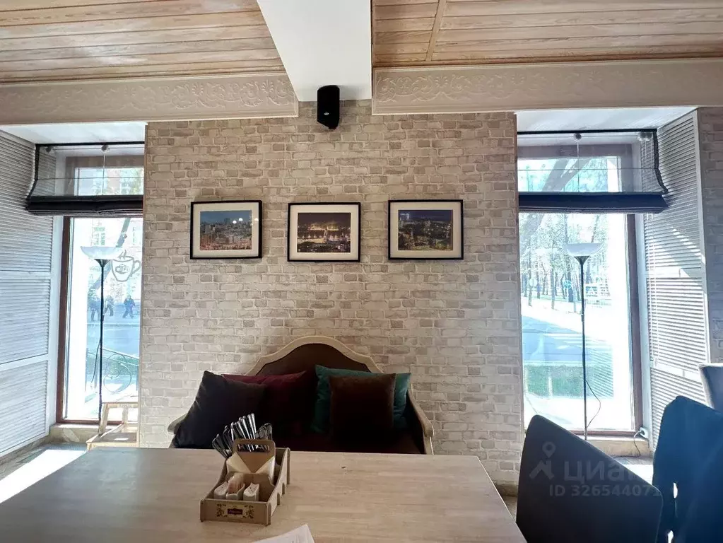 Торговая площадь в Пермский край, Пермь ул. Юрия Смирнова, 3 (137 м) - Фото 1