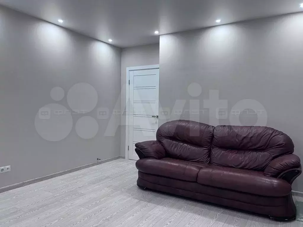 1-к. квартира, 40 м, 4/10 эт. - Фото 0