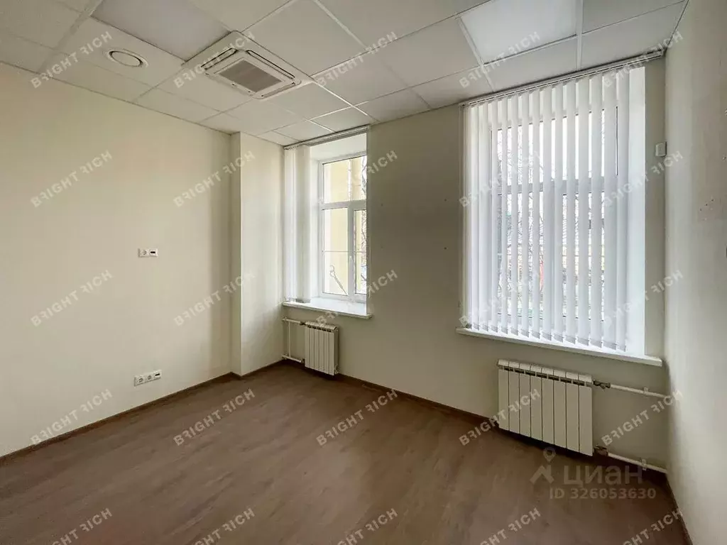 Офис в Санкт-Петербург Кирочная ул., 28 (295 м) - Фото 1