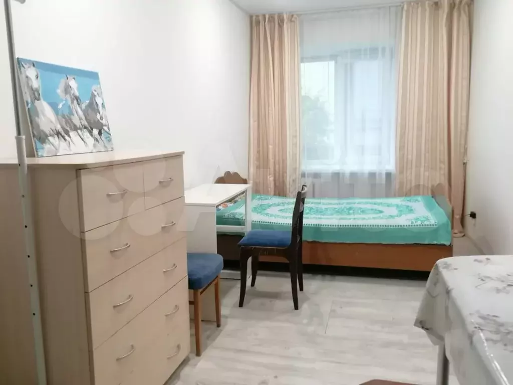Комната 12 м в 5-к., 2/4 эт. - Фото 1