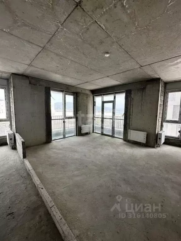 2-к кв. Краснодарский край, Новороссийск ул. Пархоменко, 53 (91.2 м) - Фото 0