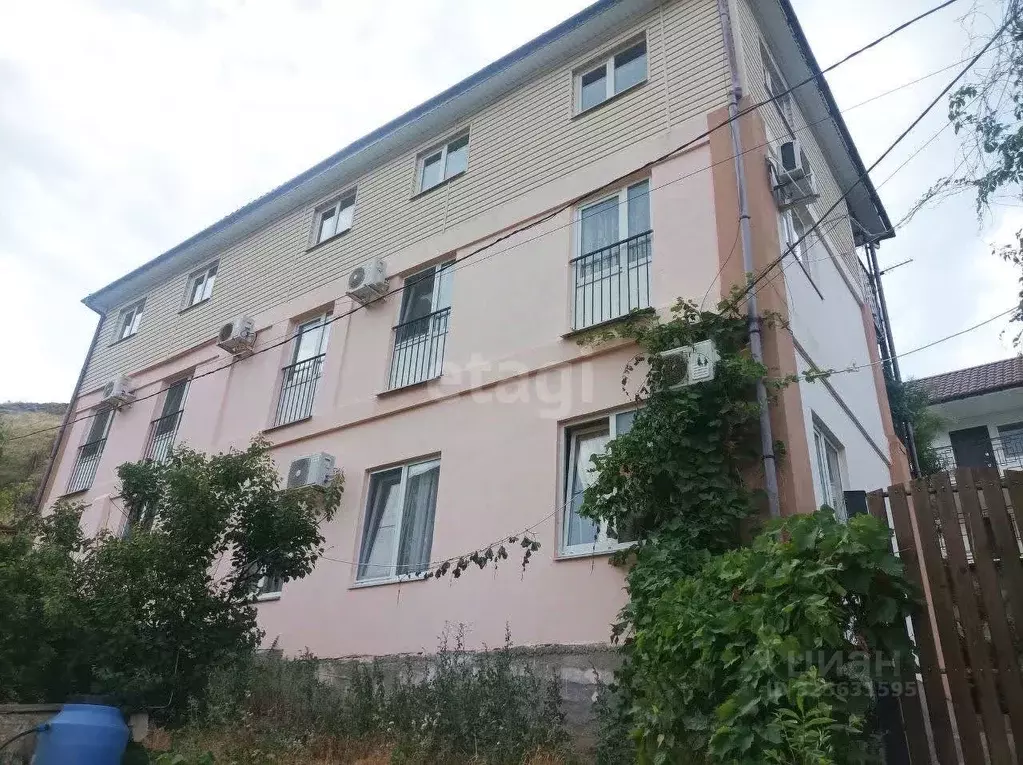 Дом в Крым, Феодосия муниципальный округ, Орджоникидзе пгт ул. 1-я ... - Фото 1