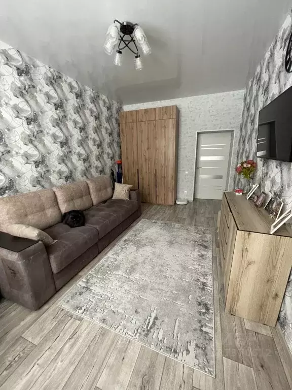 2-к кв. Пермский край, Пермь Закамская ул., 58 (56.0 м) - Фото 1