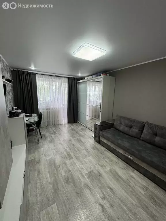 2-комнатная квартира: Октябрьский, 21-й микрорайон, 8 (46 м) - Фото 1
