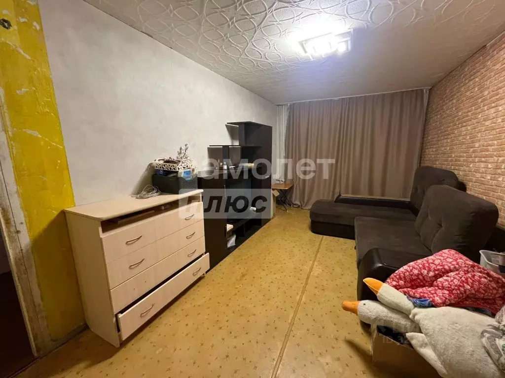 3-к кв. Свердловская область, Артемовский муниципальный округ, пос. ... - Фото 1