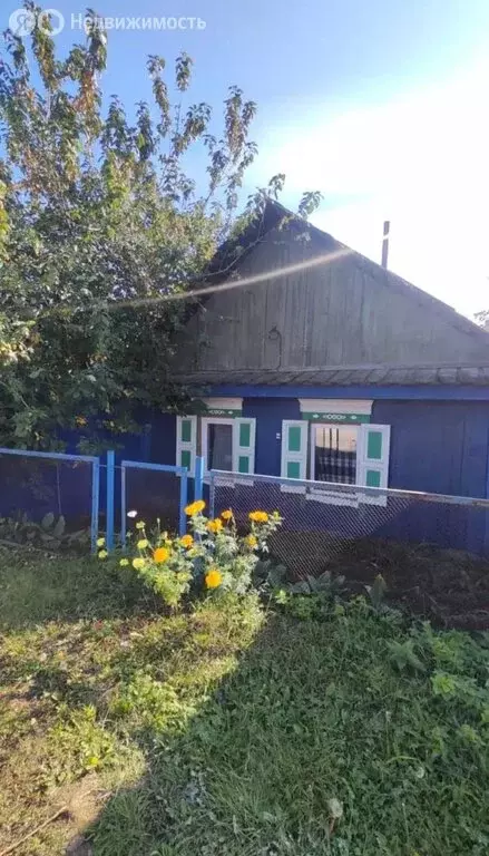 Дом в Усолье-Сибирское, улица Крестьянина, 1 (50 м) - Фото 1