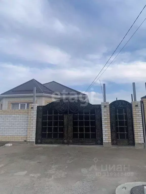 Дом в Ставропольский край, Михайловск Шпаковский район, ул. Бориса ... - Фото 2