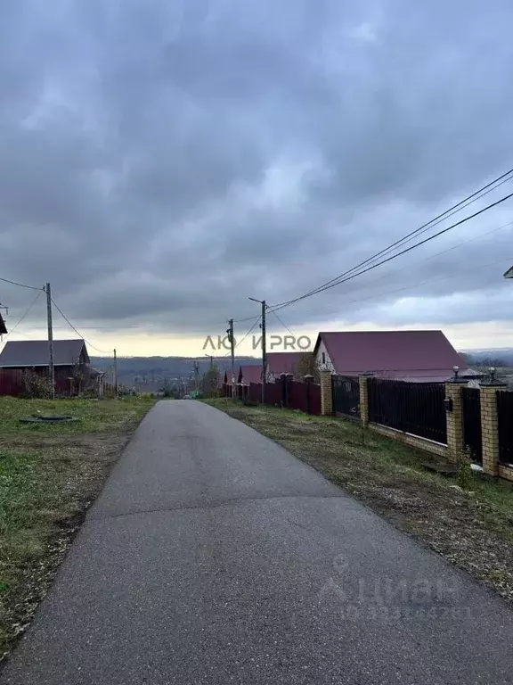 Дом в Башкортостан, Чишминский район, Алкинский сельсовет, с. ... - Фото 2