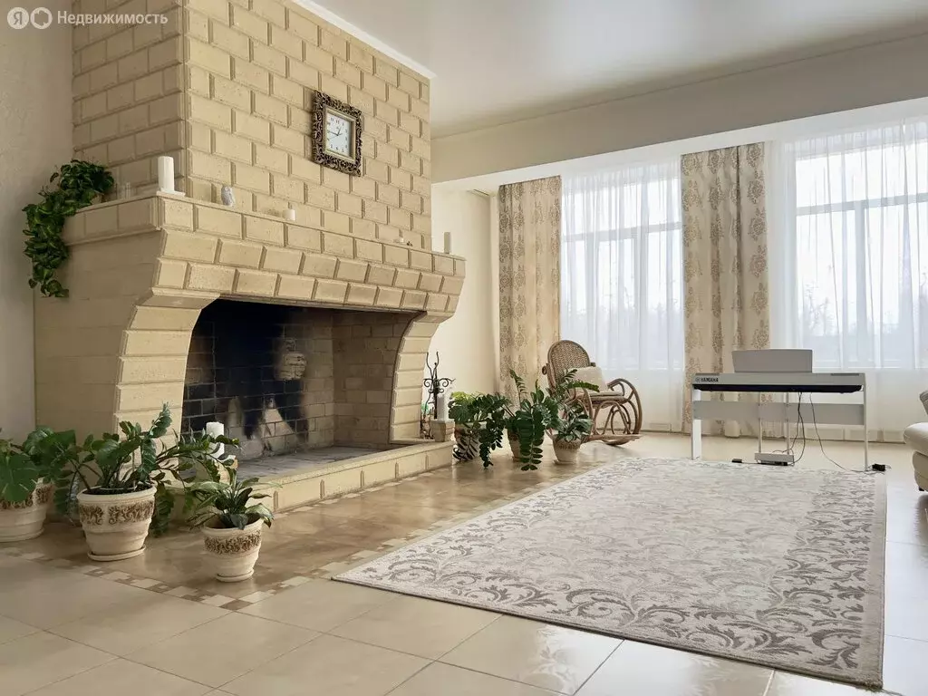 Дом в Тольятти, набережная 8-го квартала (800 м) - Фото 1