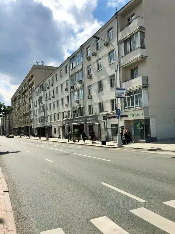 Комната Москва Никитский бул., 25 (15.6 м) - Фото 0