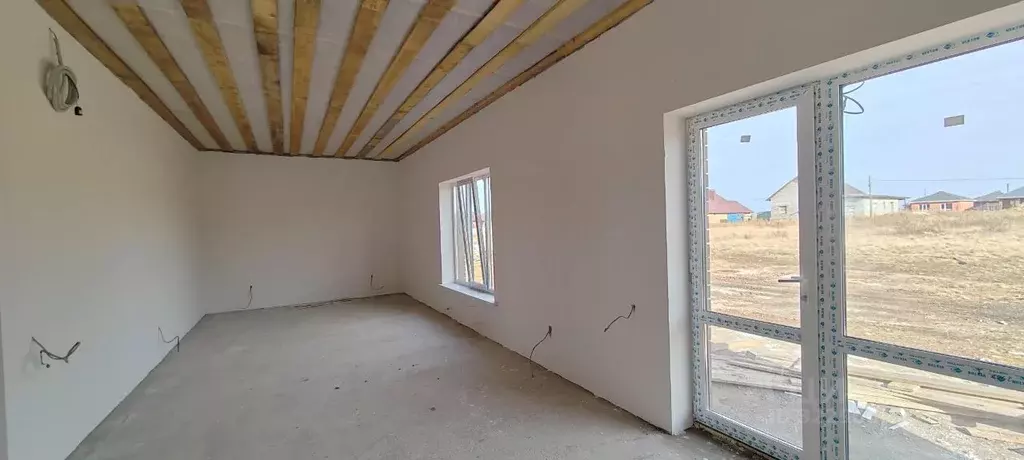 Дом в Оренбургская область, Оренбургский район, Ивановский сельсовет, ... - Фото 1