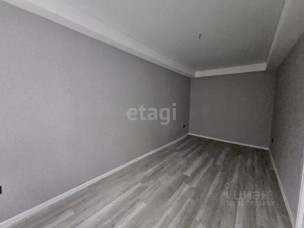 2-к кв. Псковская область, Остров ул. ДОС, 10 (43.9 м) - Фото 1