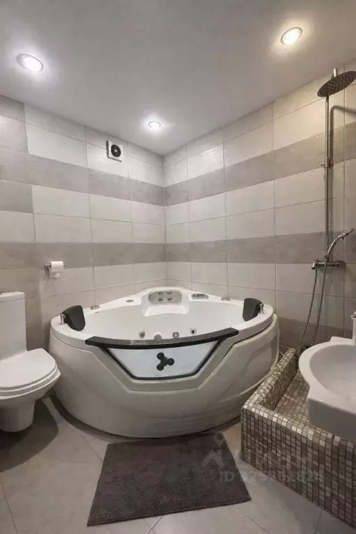 3-к кв. Хакасия, Абакан ул. Щетинкина, 70 (58.9 м) - Фото 2