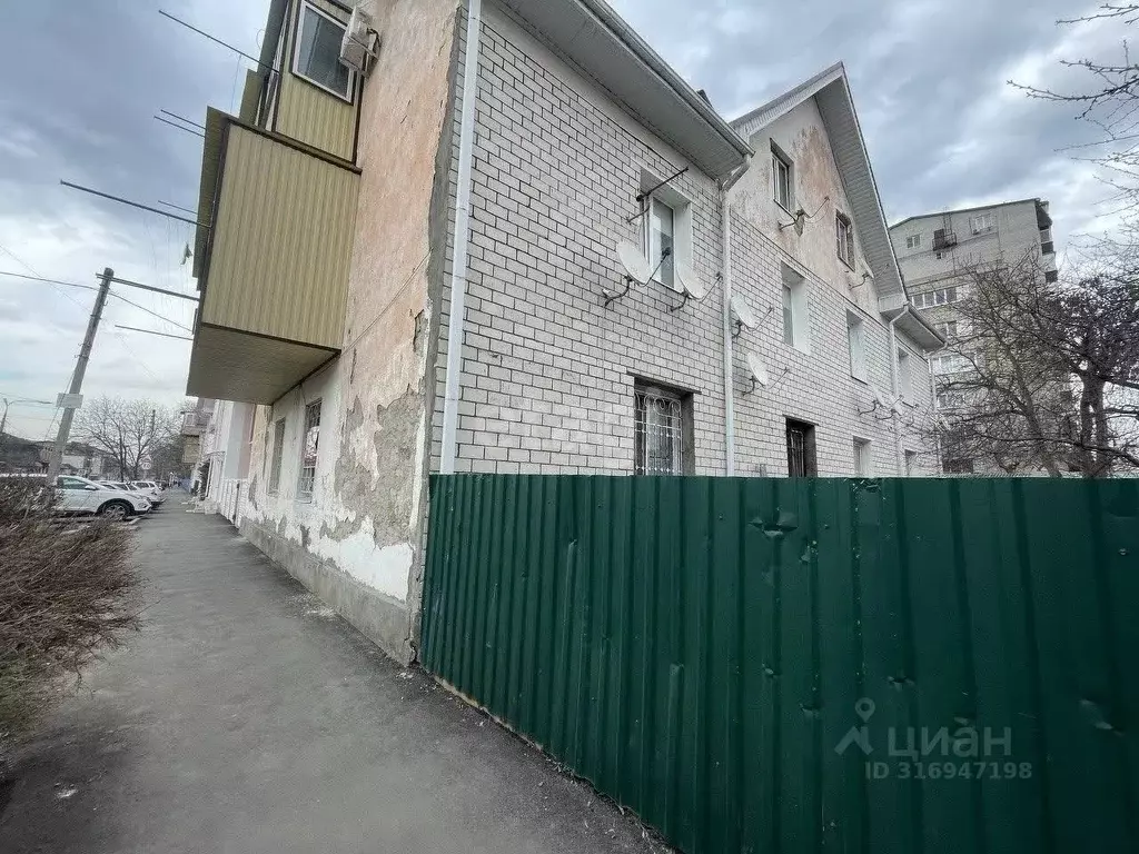 2-к кв. Карачаево-Черкесия, Черкесск Фабричная ул., 127 (38.4 м) - Фото 0
