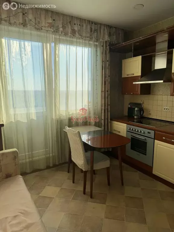 1-комнатная квартира: Лобня, улица Жирохова, 3 (48 м) - Фото 2