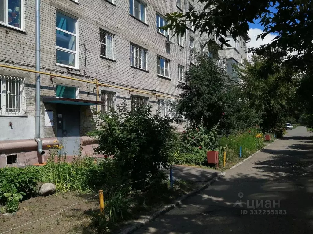 2-к кв. Алтайский край, Барнаул Тимуровская ул., 70 (40.5 м) - Фото 1