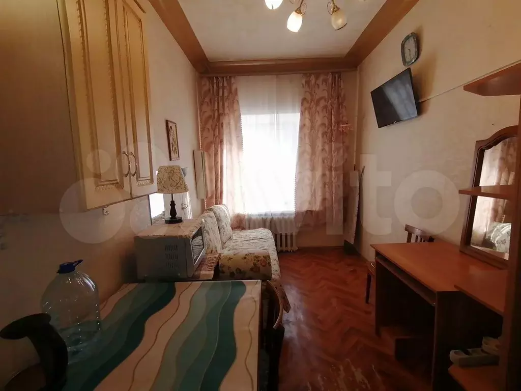 Комната 16 м в 4-к., 4/4 эт. - Фото 1