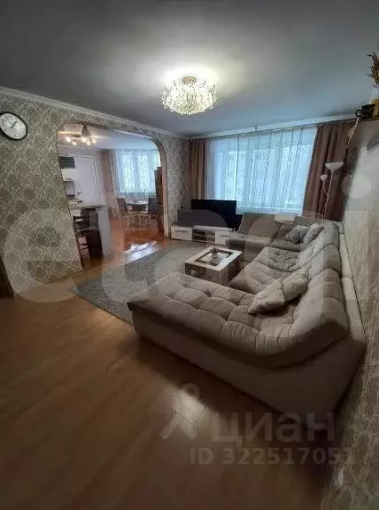 4-к кв. Вологодская область, Вологда Ленинградская ул., 76А (131.5 м) - Фото 1