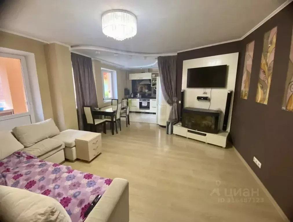 2-к кв. Пермский край, Пермь ул. Куфонина, 30 (68.5 м) - Фото 0