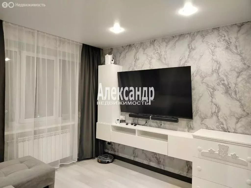 1к в 8-комнатной квартире (17.9 м) - Фото 2