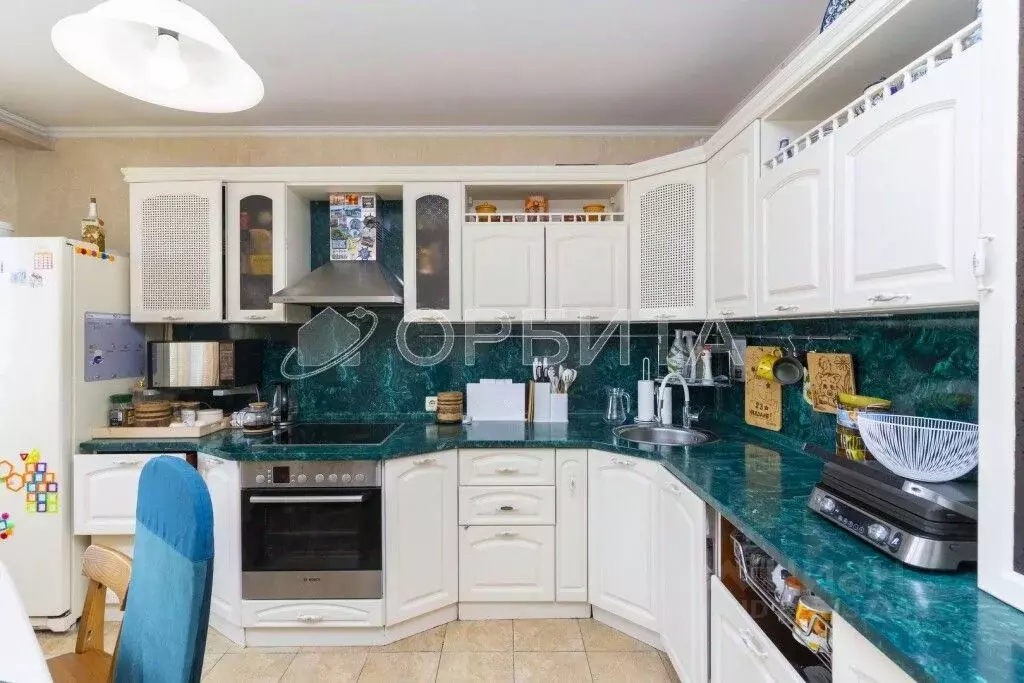 3-к кв. Тюменская область, Тюмень Широтная ул., 136к3 (91.3 м) - Фото 1