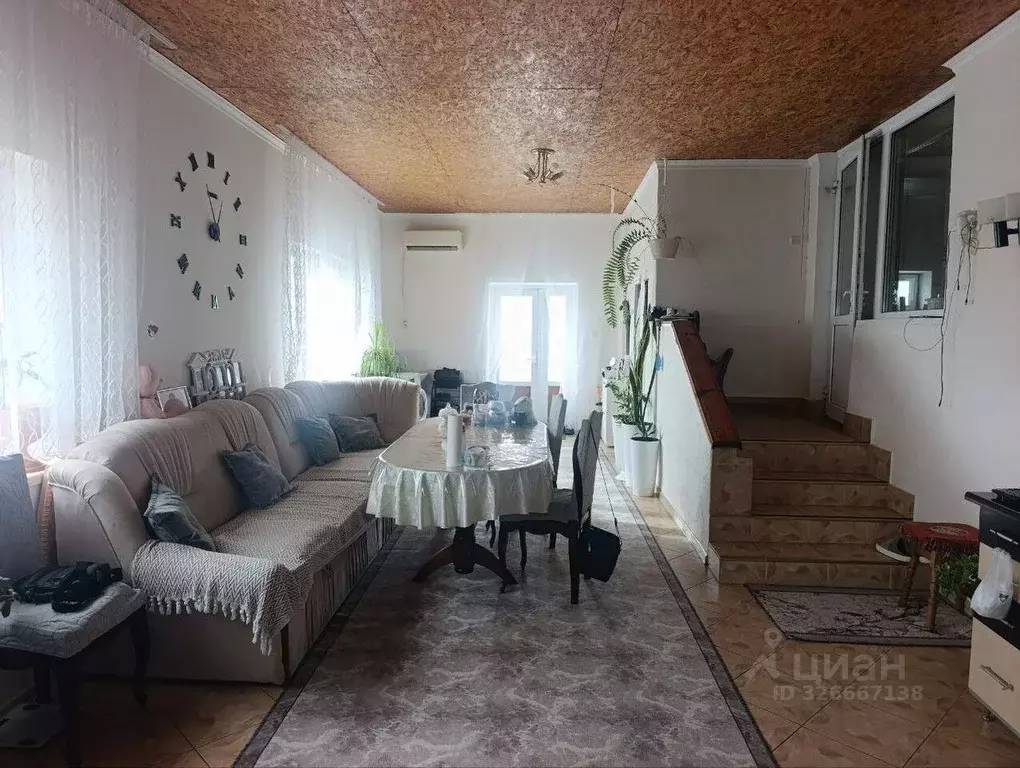 Дом в Крым, Раздольненский район, Новоселовское пгт ул. Полтавская, 48 ... - Фото 1