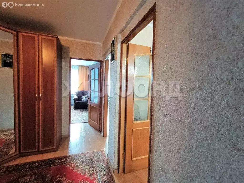 4-комнатная квартира: Абакан, Хакасская улица, 214 (63.1 м) - Фото 1