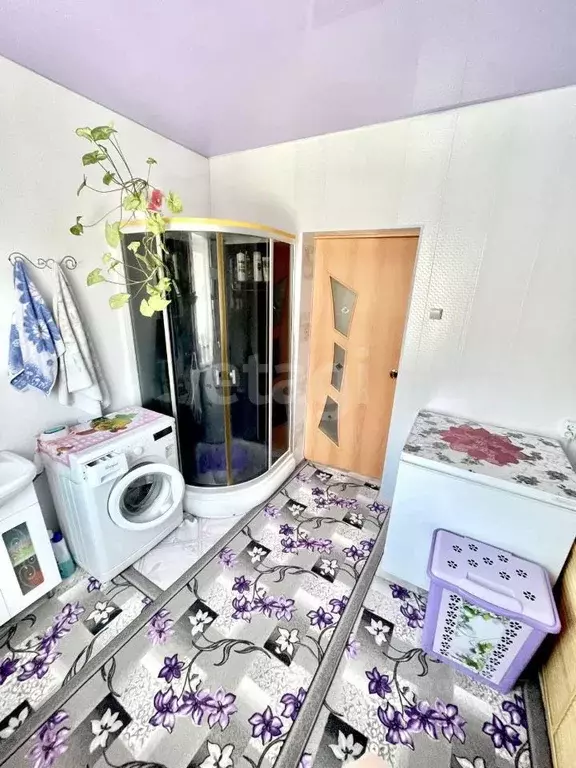 Дом в Алтай, Майминский район, с. Бирюля Новая ул., 18 (50 м) - Фото 0