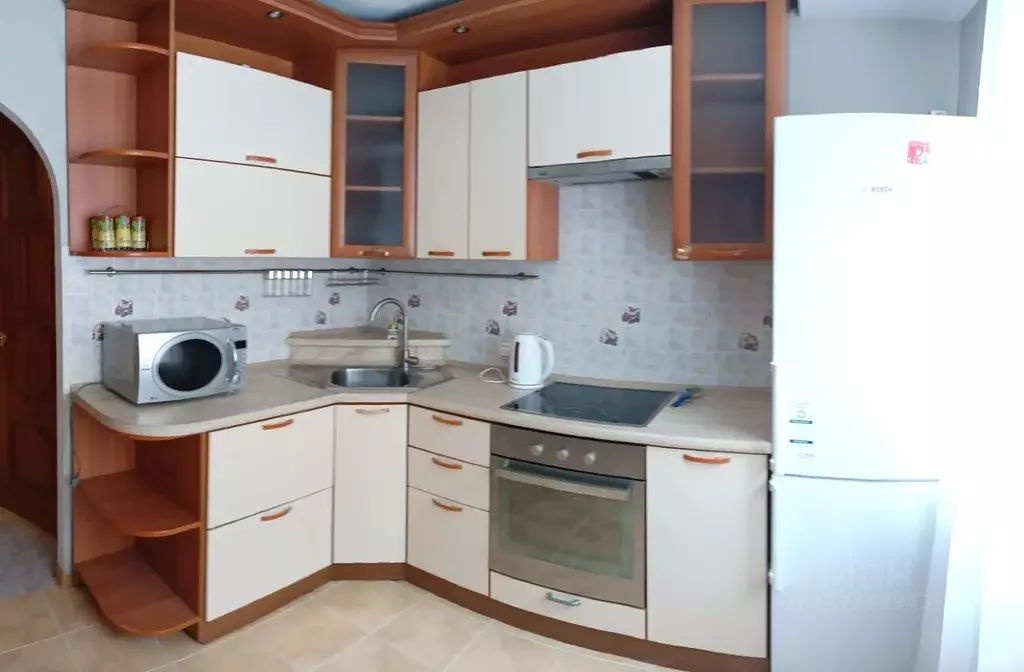 2-к кв. Тюменская область, Тюмень ул. Свердлова, 22 (52.0 м) - Фото 1