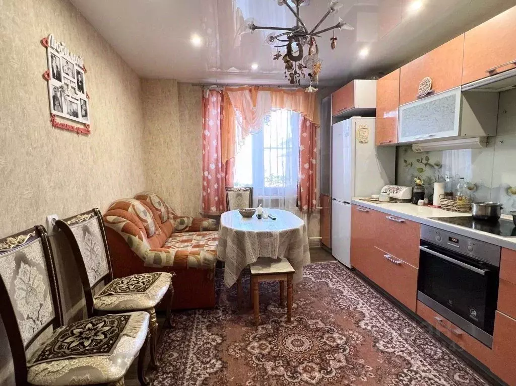 2-к кв. Кировская область, Киров Красный Химик мкр, ул. Красный Химик, ... - Фото 0