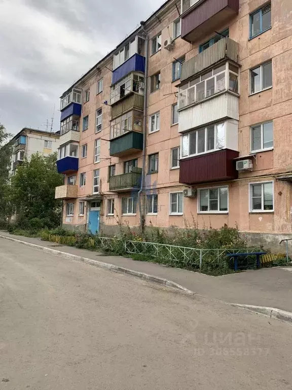 1-к кв. Самарская область, Сызрань ул. Шухова, 12 (32.6 м) - Фото 0