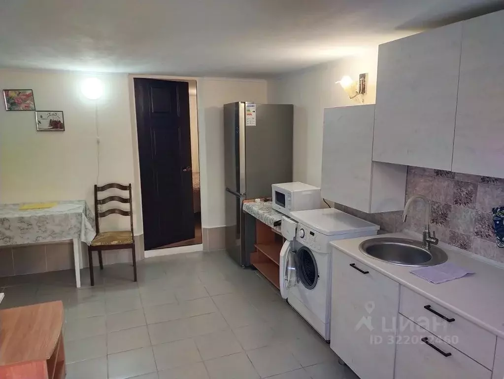 1-к кв. Краснодарский край, Сочи Амбулаторный пер., 16 (30.0 м) - Фото 1