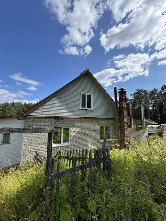 Дом в Костромская область, Кологривский муниципальный округ, пос. ... - Фото 1
