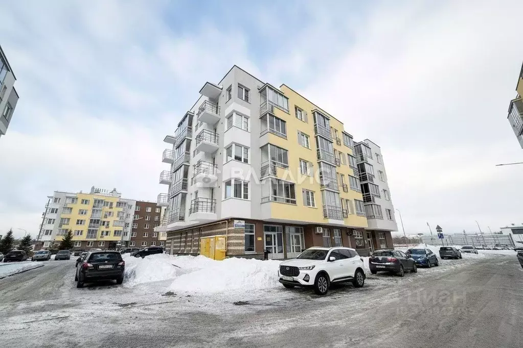 3-к кв. Карелия, Петрозаводск Казарменская ул., 4 (66.5 м) - Фото 0