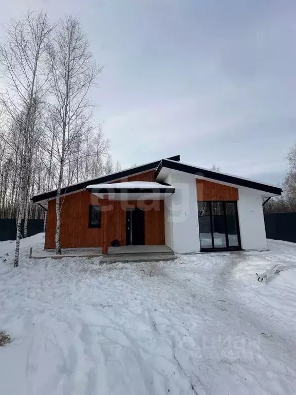 Дом в Тюменская область, Тюменский муниципальный округ, д. Решетникова ... - Фото 1